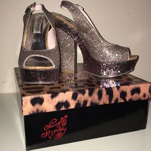 Naughty Monkey platform heel size 7.5 pink glitter